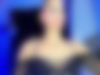 GiaFerrara's Live Sex Cam Show