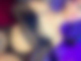 GiaFerrara's Live Sex Cam Show