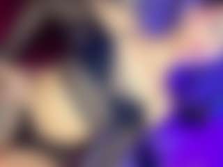 GiaFerrara's Live Sex Cam Show