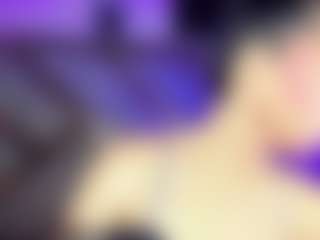 GiaFerrara's Live Sex Cam Show