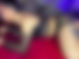 GiaFerrara's Live Sex Cam Show