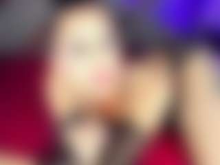 GiaFerrara's Live Sex Cam Show