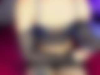GiaFerrara's Live Sex Cam Show