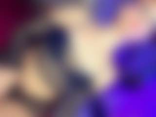 GiaFerrara's Live Sex Cam Show