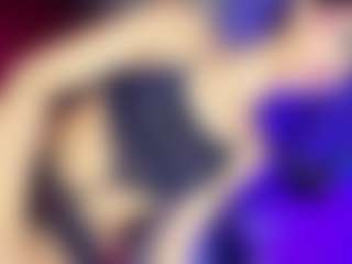 GiaFerrara's Live Sex Cam Show