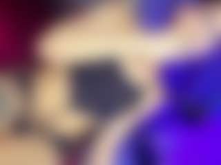 GiaFerrara's Live Sex Cam Show
