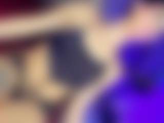 GiaFerrara's Live Sex Cam Show