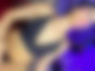 GiaFerrara's Live Sex Cam Show