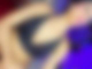 GiaFerrara's Live Sex Cam Show
