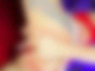 GiaFerrara's Live Sex Cam Show