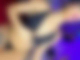 GiaFerrara's Live Sex Cam Show