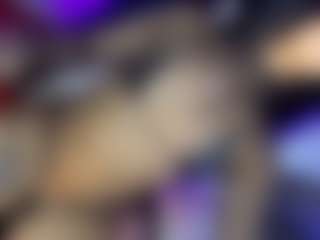GiaFerrara's Live Sex Cam Show