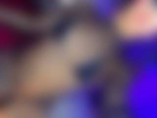 GiaFerrara's Live Sex Cam Show