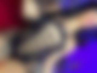 GiaFerrara's Live Sex Cam Show