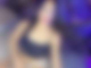 GiaFerrara's Live Sex Cam Show