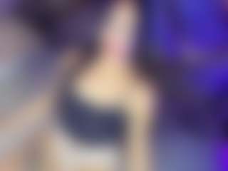 GiaFerrara's Live Sex Cam Show