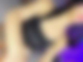 GiaFerrara's Live Sex Cam Show