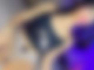 GiaFerrara's Live Sex Cam Show