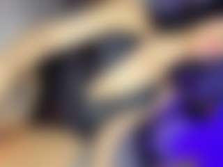 GiaFerrara's Live Sex Cam Show