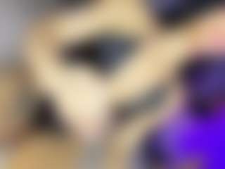 GiaFerrara's Live Sex Cam Show