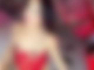 Live cam show with GiaFerrara - Teen (18+) on hotwifechat.live