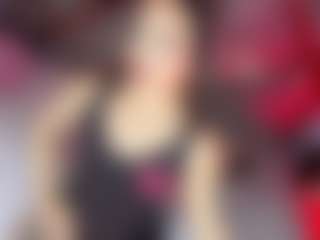 Live cam show with GiaFerrara - Gape on StripNow