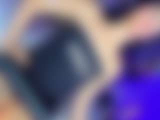 Live cam show with GiaFerrara - Flat Chested on Uber Horny