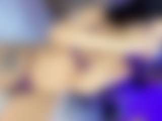 Live cam show with GiaFerrara - Teen (18+) on camtv