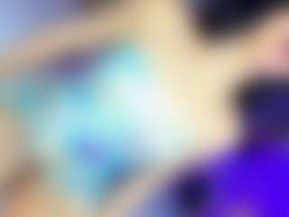 Live cam show with GiaFerrara - Teen (18+) on Stripli.com