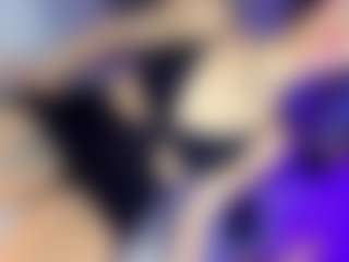 GiaFerrara's Live Sex Cam Show