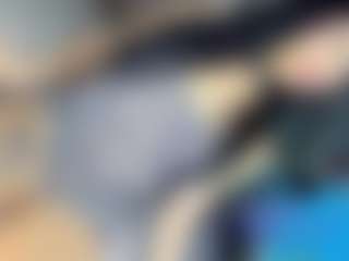 Live cam show with GiaFerrara - Lean on Camsoda