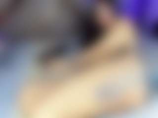 GiaFerrara's Live Sex Cam Show