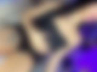 GiaFerrara's Live Sex Cam Show