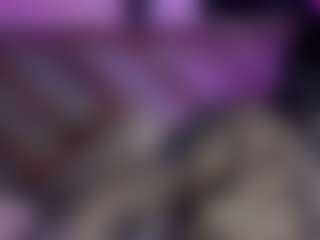 GiaFerrara's Live Sex Cam Show