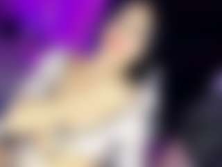 GiaFerrara's Live Sex Cam Show