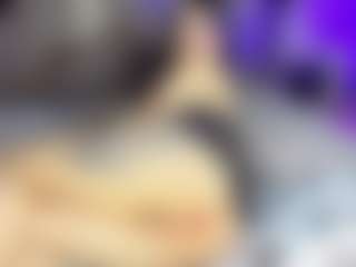 GiaFerrara's Live Sex Cam Show