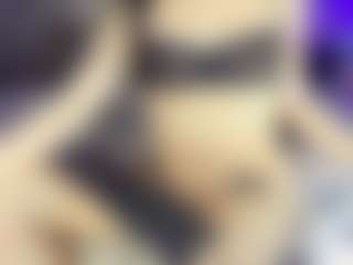 GiaFerrara's Live Sex Cam Show