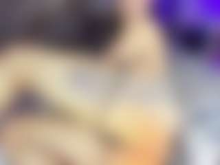 GiaFerrara's Live Sex Cam Show