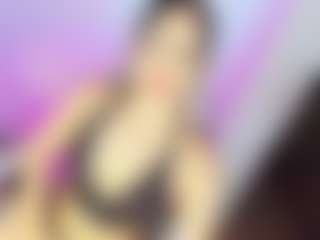 GiaFerrara's Live Sex Cam Show