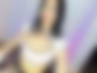Live cam show with GiaFerrara - Flat Chested on liverealitysex.com