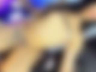 Live cam show with GiaFerrara - Black Hair on Camsoda