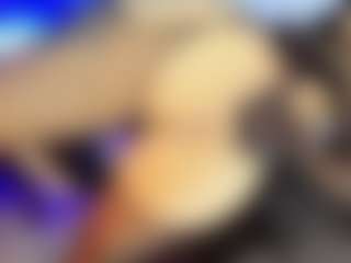 Live cam show with GiaFerrara - Anal Toys on UwU Esports