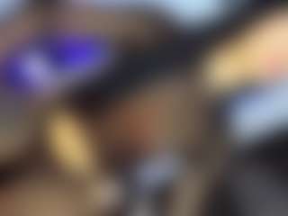GiaFerrara's Live Sex Cam Show