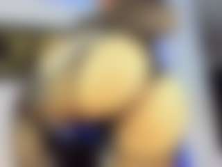 GiaFerrara's Live Sex Cam Show