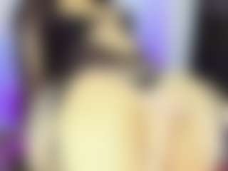 Live cam show with GiaFerrara - Black Hair on Dare Cams