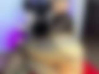 Live cam show with GiaFerrara - Blue Eyes on Hubzter Live