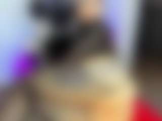 GiaFerrara's Live Sex Cam Show