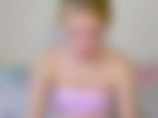 Kathrynn18's Live Sex Cam Show
