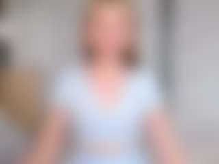 Kathrynn18's Live Sex Cam Show