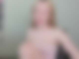 Kathrynn18's Live Sex Cam Show